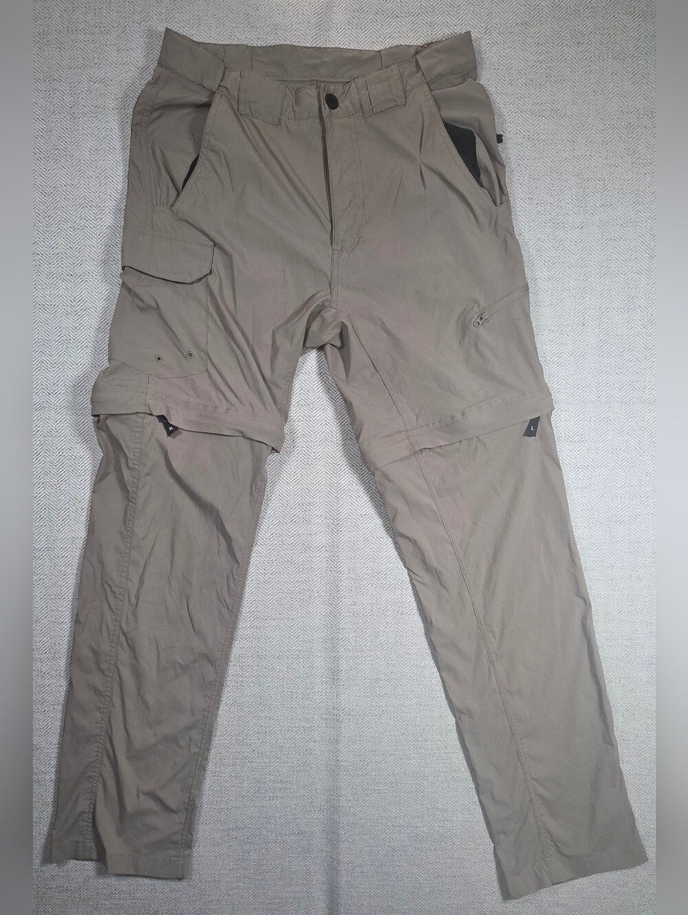 Magellan Outdoors Fish Gear Shorts Mens S Small Brown Water Repellent Fishing